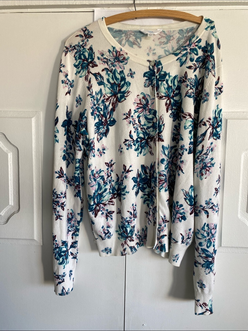 Time and Tru Cream Cardigan with Teal & Burgundy Floral Print